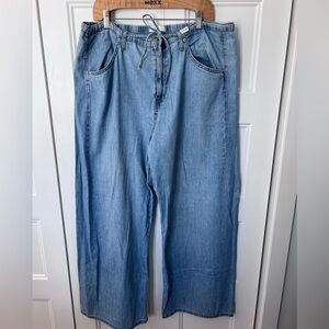 Zara women Relaxed Fit Light Blue Jeans